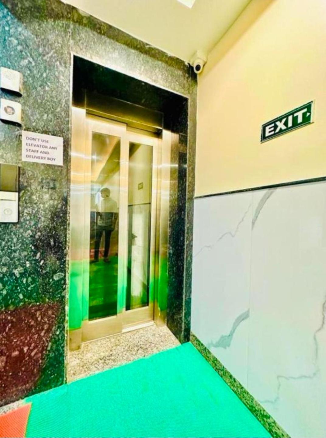 Hotel Shiva International Near By Igi Airport Új-Delhi Kültér fotó