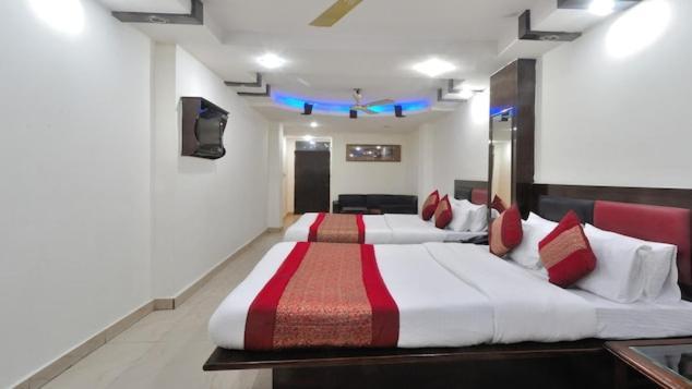 Hotel Shiva International Near By Igi Airport Új-Delhi Kültér fotó
